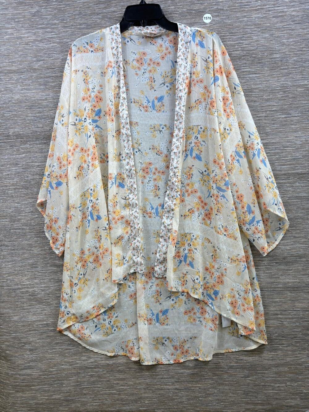 Band of Gypsies Kimono Duster Womens Size XS/S Beige Floral Chiffon Cover Up